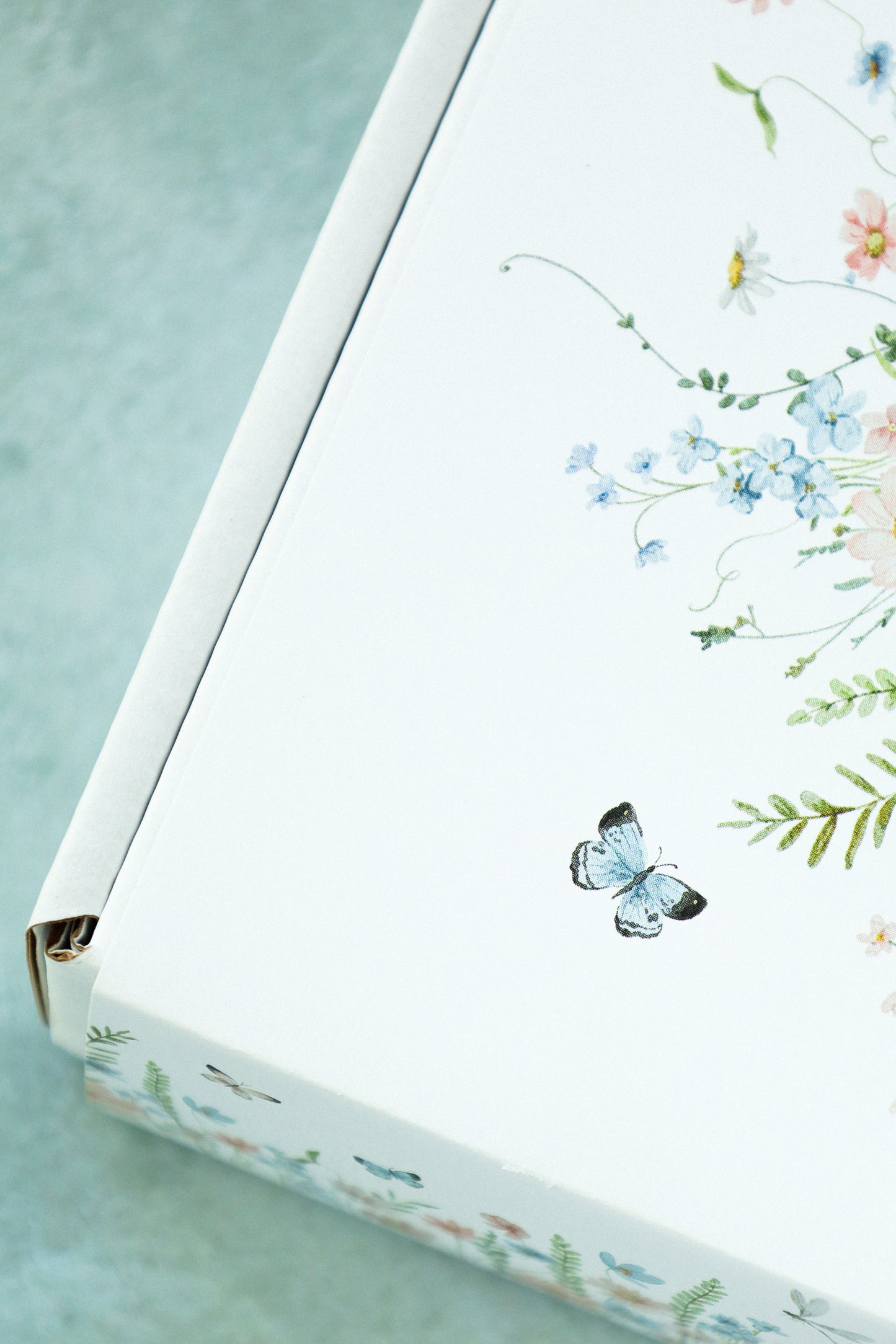Thank you card design box