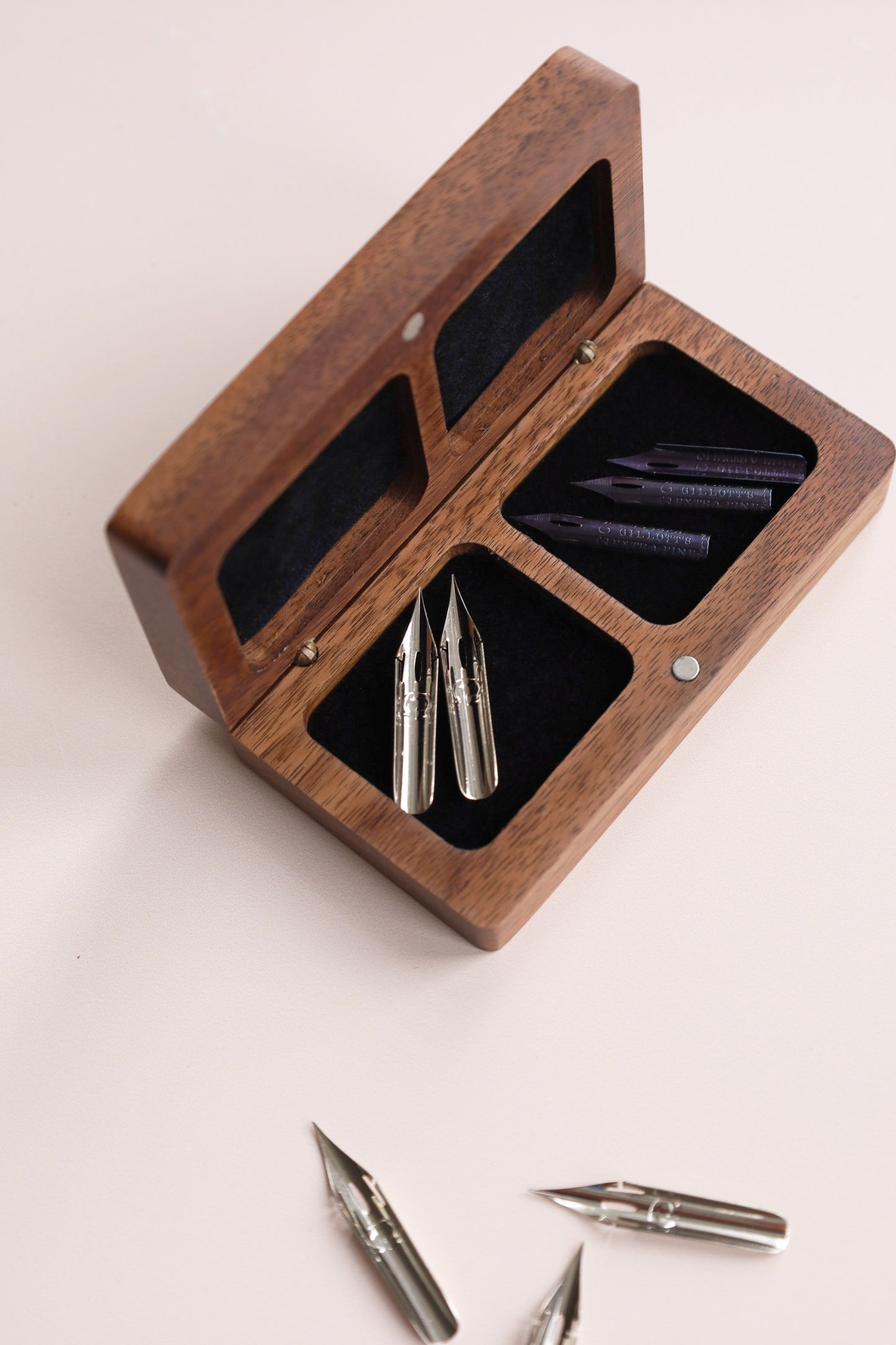 Wooden Nib Carry Case