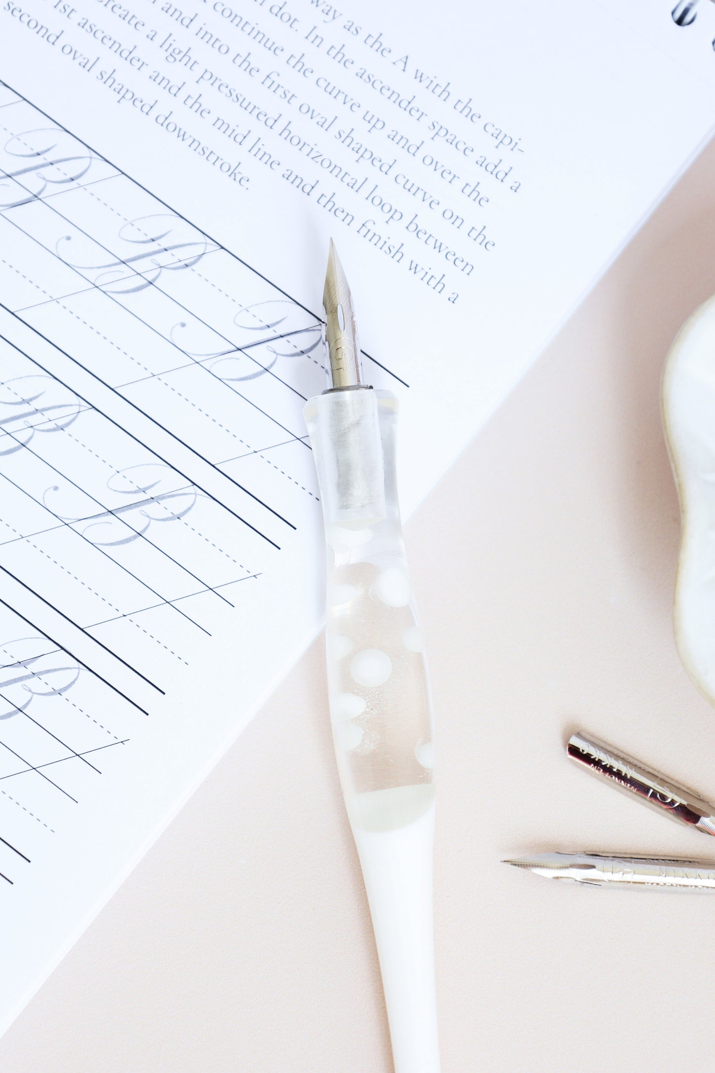 White Lava Pen