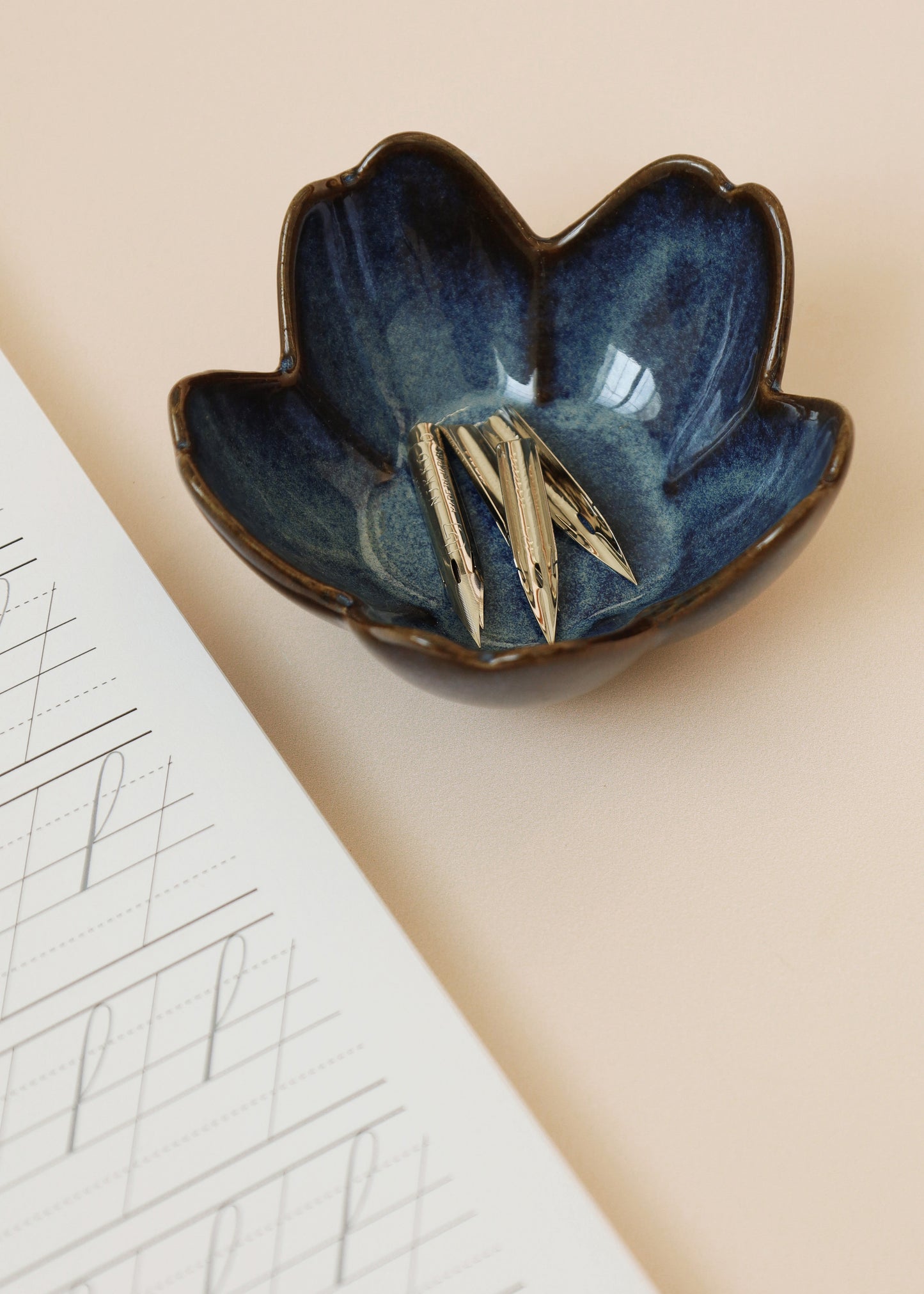 Ceramic Flower Nib Dish