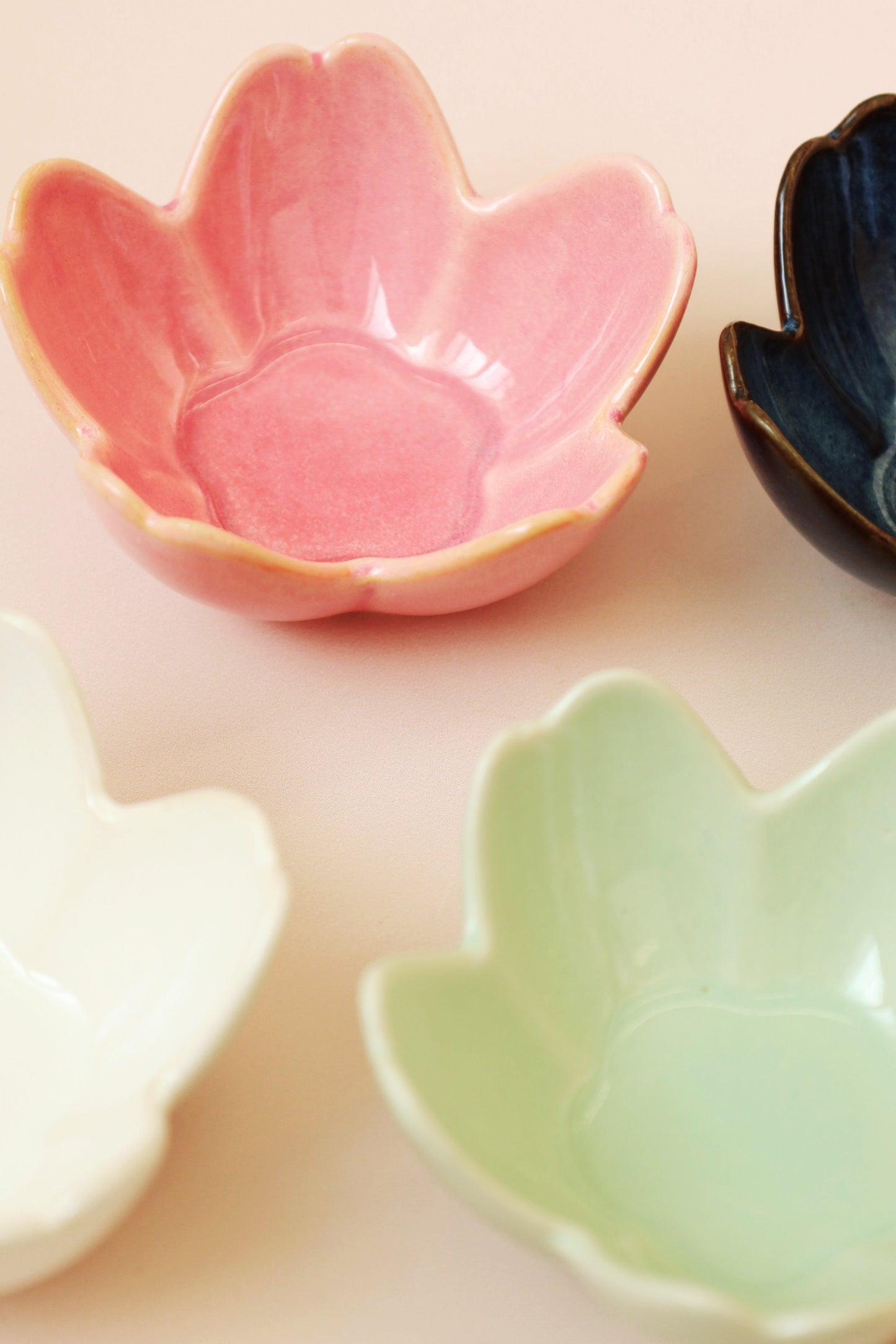 Ceramic Flower Nib Dish
