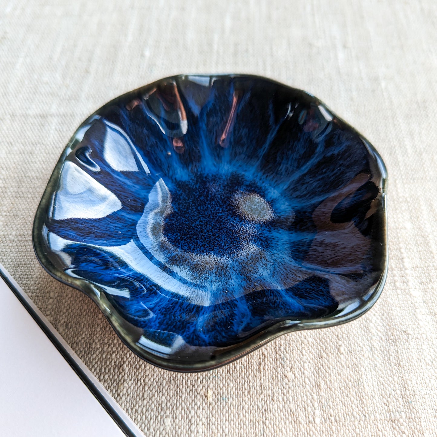Ceramic Wave Ink Dish